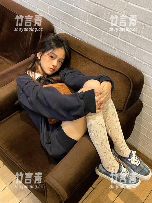Xiuren秀人网 - 麦琪绫冰激淋水手服写真精选，美图记录下她的甜美瞬间