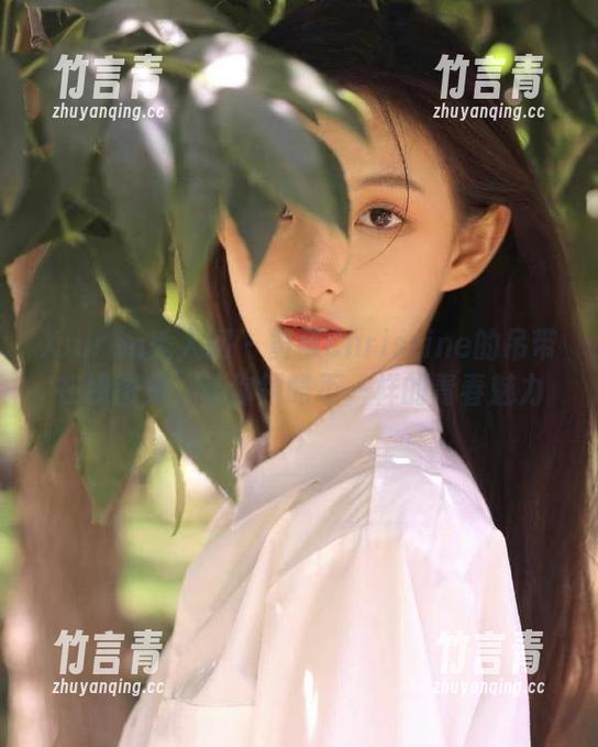Xiuren秀人网 - 黄可Christine的吊带在线图集，让你领略不一样的青春魅力