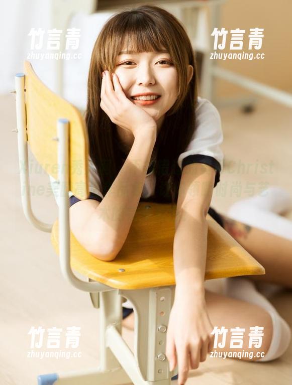 Xiuren秀人网 - 不容错过的黄可Christine美腿高清作品集，让你领略时尚与艺术的完美结合！