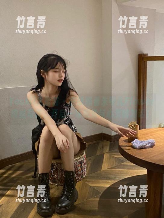 YouMi尤蜜荟 - 在线观看朱可儿Flower肉丝写真，开启一场视觉与心灵的对话！