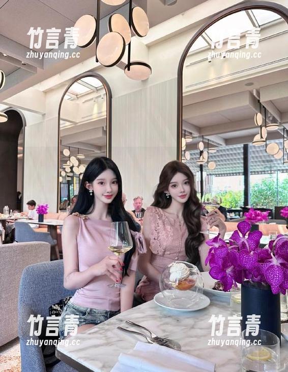 YouWu尤物馆 - 最新baby贝贝丝袜作品合集，穿越时光感受她带来的无限魅力与穿搭灵感！