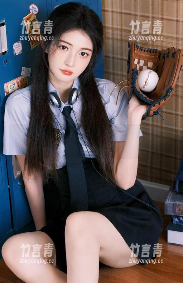 ZinieQ 免费获取ZinieQ电锯人帕瓦写真,带你领略不同风格的艺术魅力