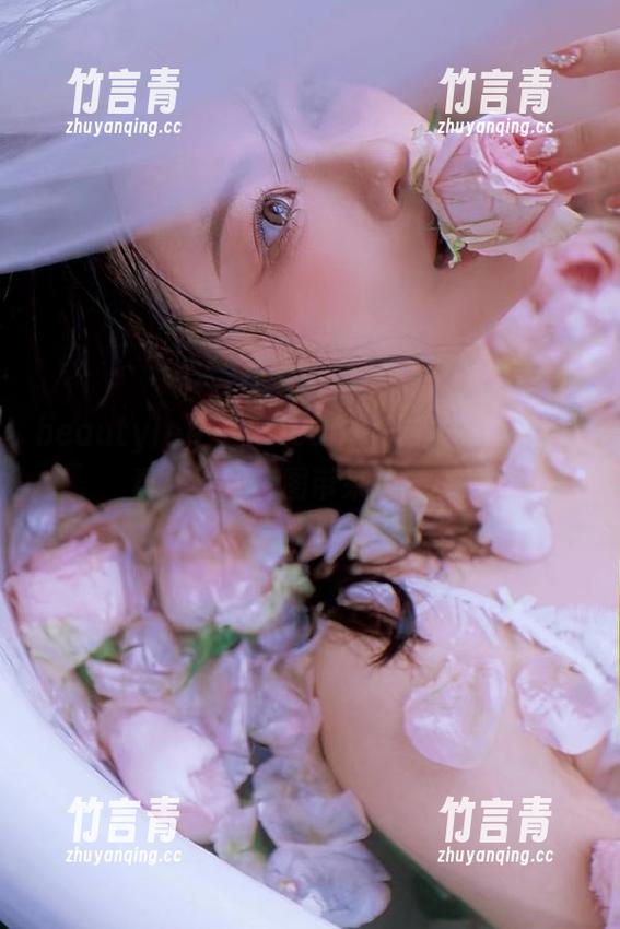 beautyleg - Aileen女孩的多元风格写真，别致套图带来视觉享受