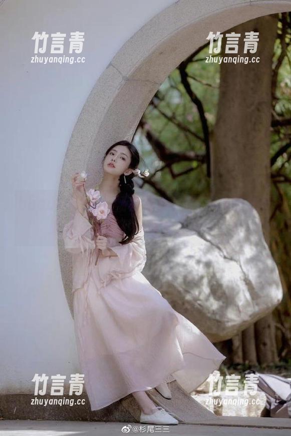 beautyleg - 畅享福利！Susan自拍图集让你领略不一样的艺术与生活