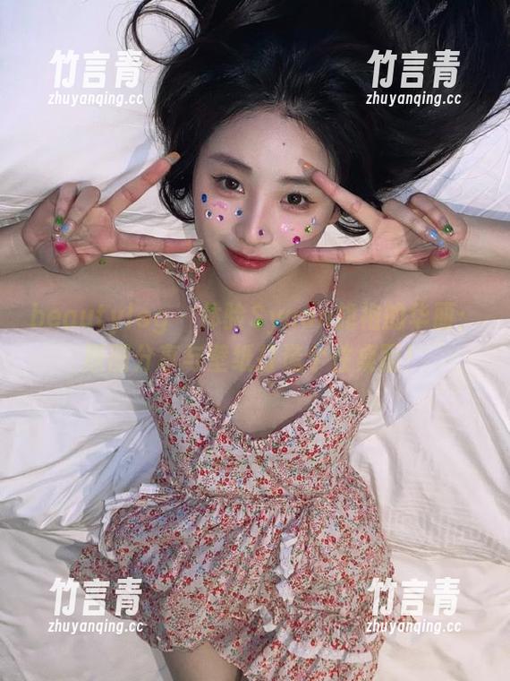 beautyleg-Syuan beautyleg - 体验Syuan旗袍的华丽:原图分享与壁纸打造个性桌面!