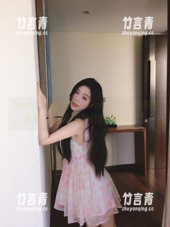 beautyleg - 享受TinaYu的吊带美图合集，让精彩套图引爆你的眼球！