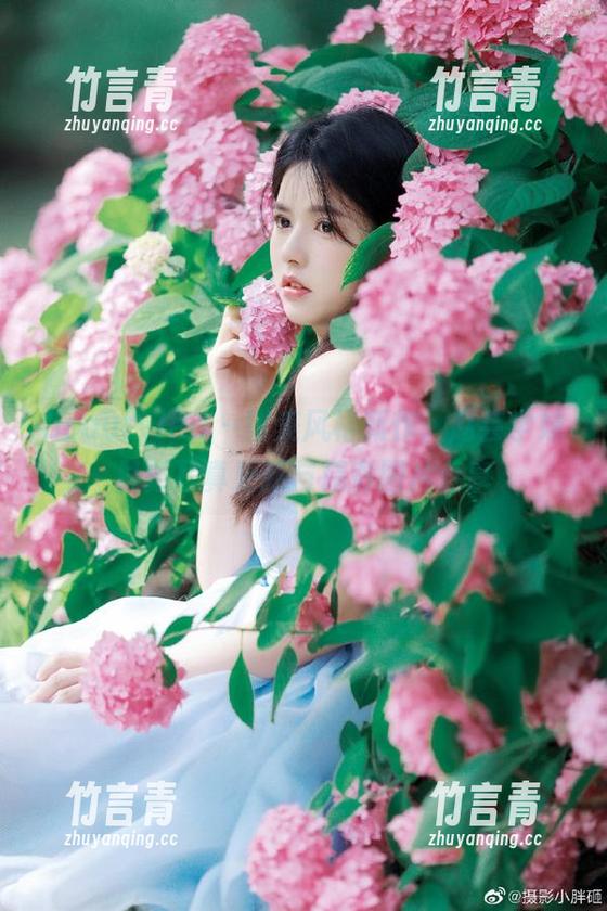 beautyleg - 甜美风格新作：赵芸学妹最新写真更新与精彩图片分享