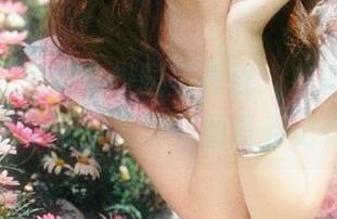 pans – 思妍的校园写真展：在每一张壁纸中寻找最真实的青春记忆