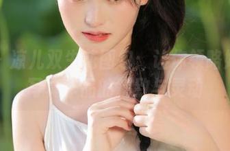 丽柜 – 凉儿双生花图包：让你领略她绝美写真作品的精致与灵动