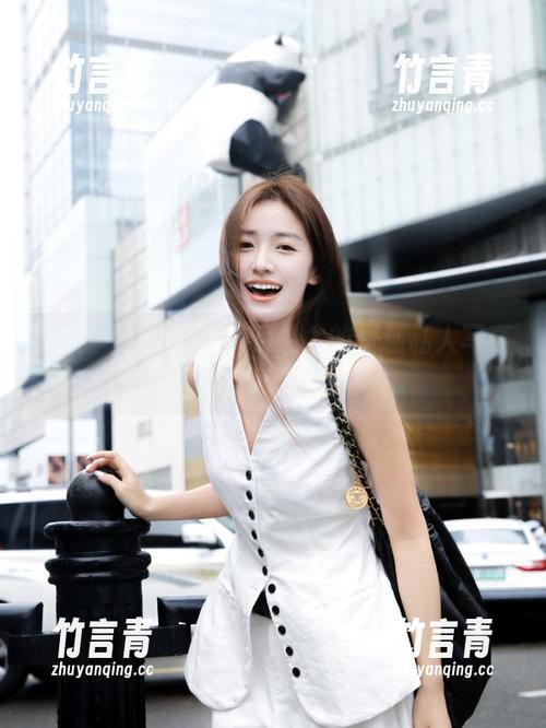 丽柜 - 图图新作：足尖上的蛋糕私人写真福利图集送你惊喜！