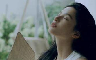 丽柜 – 小唐学姐的不专业写真，免费图集送上，笑点满满