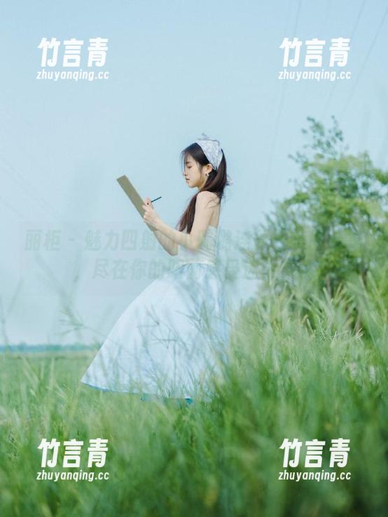 丽柜 - 魅力四射的小璐璐连体衣美图合集，尽在你的眼前感受迷人风情