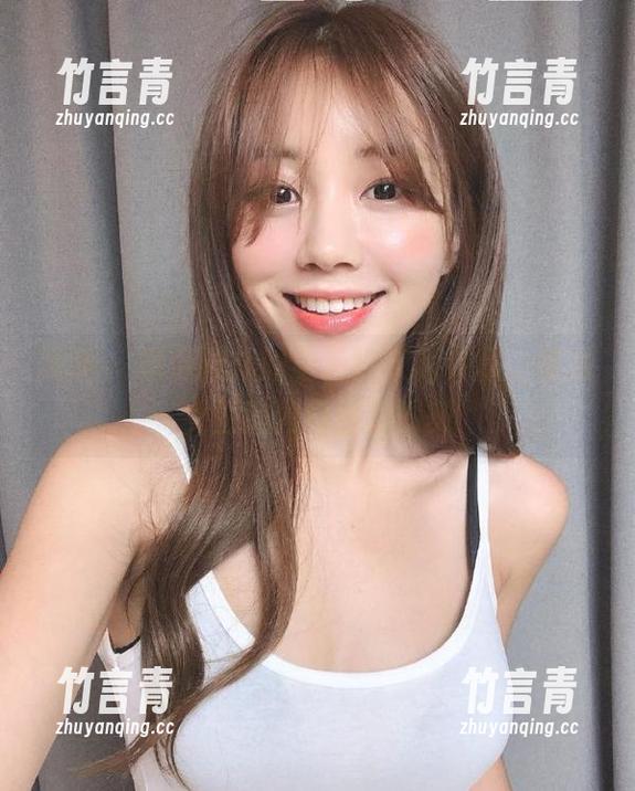 丽柜 - 感受敏儿的全套连衣裙作品，绽放女生的独特魅力时刻