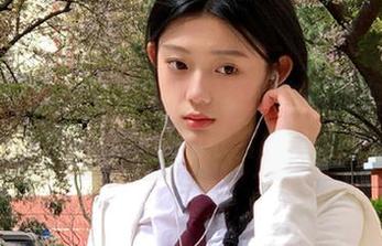丽柜 – 王欣竹全新制服系列作品曝光，最新图库邀你一同欣赏她的风采