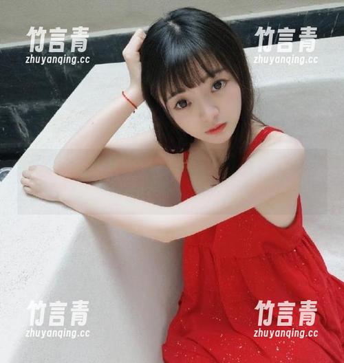 丽柜-琳达 丽柜 - 标新立异的琳达短裙图集,无圣光魅力下的时尚素描
