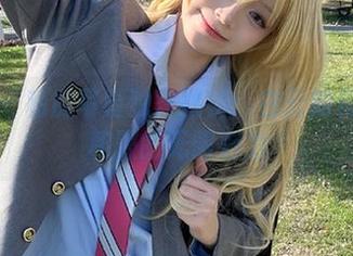 丽柜 – 私房写真独家揭秘：白云如何诠释和服的无限魅力