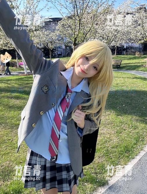 丽柜-白云 丽柜 - 私房写真独家揭秘:白云如何诠释和服的无限魅力