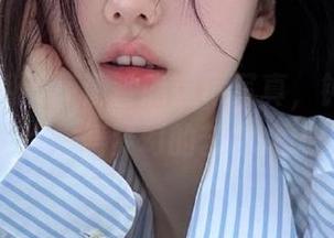 丽柜 – 绝美高清香脂莲莓写真，钟情分享与你共舞梦幻的艺术之旅！