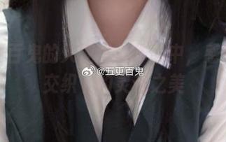 在五更百鬼的天使写真作品中，感受光影交织下的灵魂之美