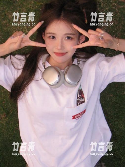 微密圈 - 从容优雅展现个性，保守的二舅妈无圣光作品里的红丝白袜韵味