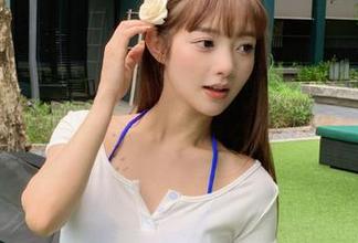 微密圈 – 感受真实：保守的二舅妈对镜写真高清原图分享