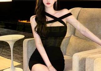 克拉女神 – 凌雪的校园美图精选，倾心呈现纯真与梦想的交织