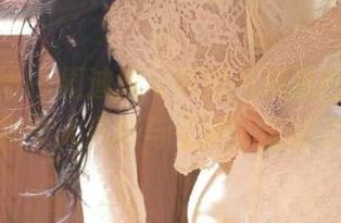 克拉女神 – 周迪双马尾照片精选图库，汇集她个人风格与无限可能的表达