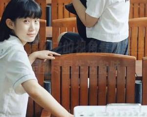 克拉女神 – 凭忆之的视角看裤里丝，私房美图尽显生活韵味