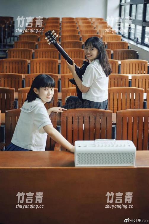 克拉女神 - 凭忆之的视角看裤里丝，私房美图尽显生活韵味