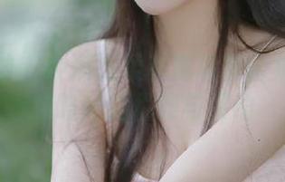 克拉女神 – 钟淇温柔私房写真合集：带你领略她的优雅与灵动