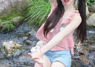 微密圈 – 营造气氛：解析周妍希内购无水印浴室原图作品的摄影技巧