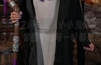 在梦与现实之间：咬人小小兔修女风格的写真合集，套图中的每一帧都是艺术！