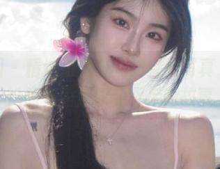嗲囡囡 – 精选娜依灵儿的空姐写真，展现她的美丽与职业背后的故事