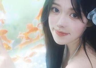 嗲囡囡 – 小樱花独家高清写真集：细腻展现美脚的无穷魅惑