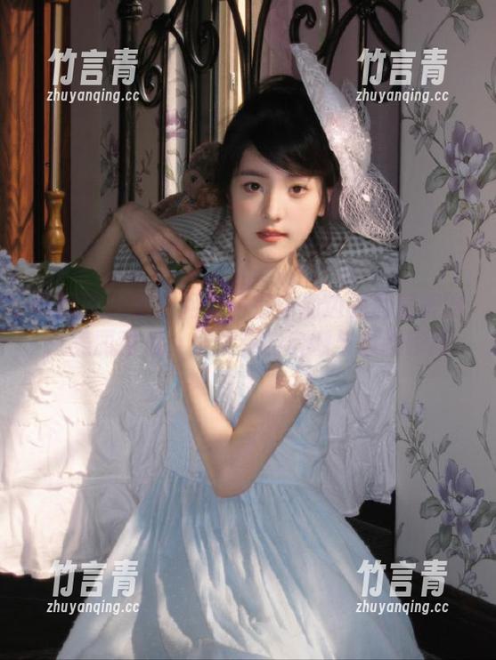嗲囡囡 - 就是阿朱啊在泳池边的私房美图：美丽背后，是无限的自嘲与逗趣瞬间