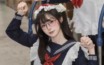 嗲囡囡 – 曼苏拉娜牛仔裤精选图库：为你的衣橱增添无限灵感与创意