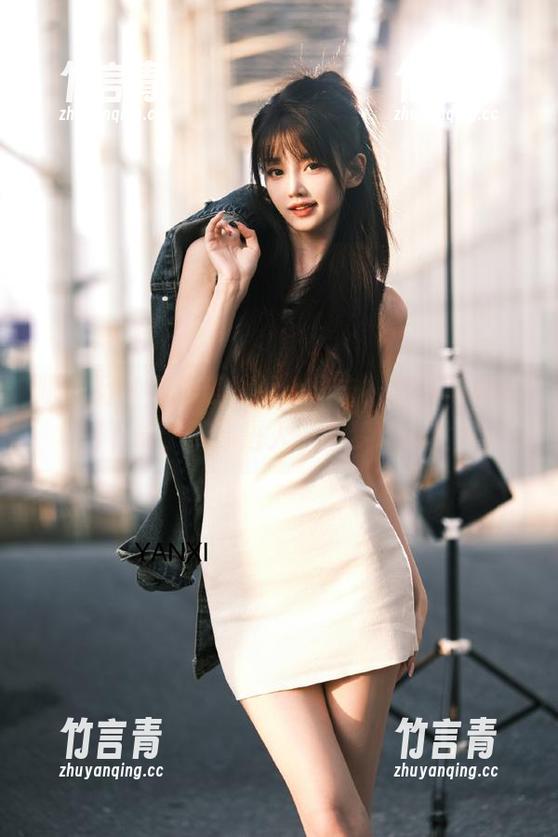 嗲囡囡 - 萌琪琪Irene出击，美脚写真美图下载，带你进入一个梦幻的世界