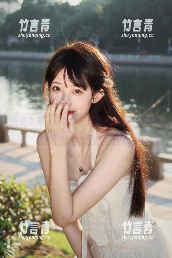 头条女神 - 这些牛仔裤写真壁纸，居然能把易阳的魅力展现到极限！