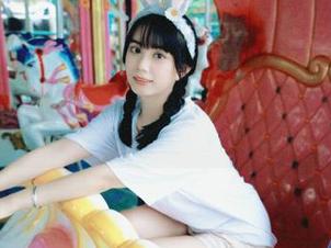 头条女神 – 当申美嫣穿上职业装，分享一组原图，看看职场魅力如何翻盘！