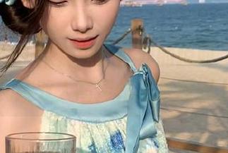头条女神 – 探索内心世界的瞬间，阿依努尔瓦娅双人高清作品集震撼上线