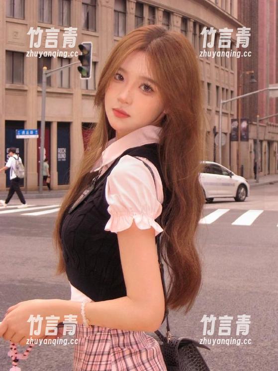 看！奈汐酱Nice的无圣光麋鹿礼物合集，才发现原来她不需要光环加持！