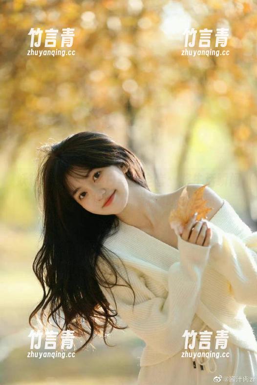 妖精社-苏玮 妖精社 - 苏玮黑白写真全套:将生活瞬间转化为永恒艺术,让你眼前一亮