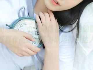 学妹加速跑 – 小艺职场福利！她的职业装写真作品助你成为职场时尚达人