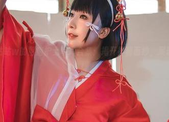 小容仔咕咕咕w的黑暗护士写真合集：揭开神秘面纱，展现个性魅力！