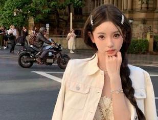 尤果网 – 观看K8傲娇萌萌的修女写真，感悟她在每一张照片中流露出的迷人气息与真诚之心。