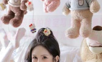 尤果网 – 丁筱南的教室写真作品集更新啦，感受纯真校园时光的美好瞬间