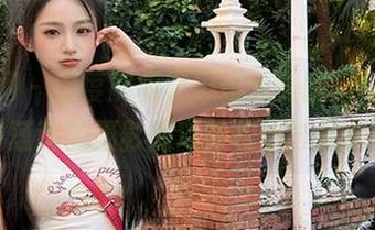 尤果网 – 深度解析于思琪的美腿写真，分享其中蕴藏的摄影师巧妙构图与光影魔法！