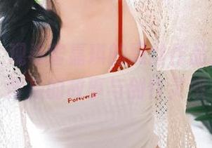 尤果网 – 观看曾嘉琪的黑丝作品，探寻其背后的故事与创作灵感