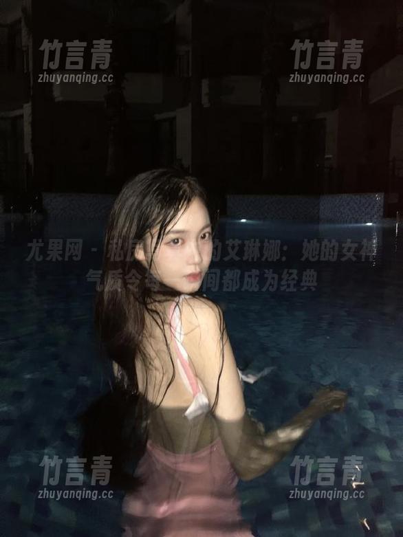 尤果网-艾琳娜 尤果网 - 私房写真中的艾琳娜:她的女神气质令每一瞬间都成为经典