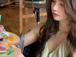 尤蜜荟 – 精选刘钰儿的睡衣作品，感受她的独特魅力与风格